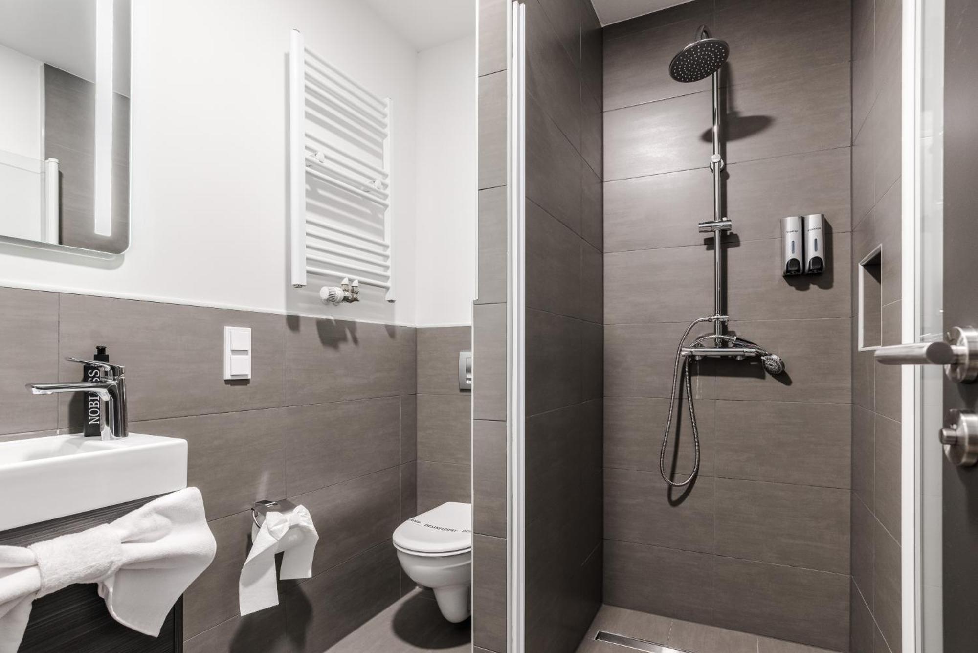 Hotel Montenegro فورمز المظهر الخارجي الصورة