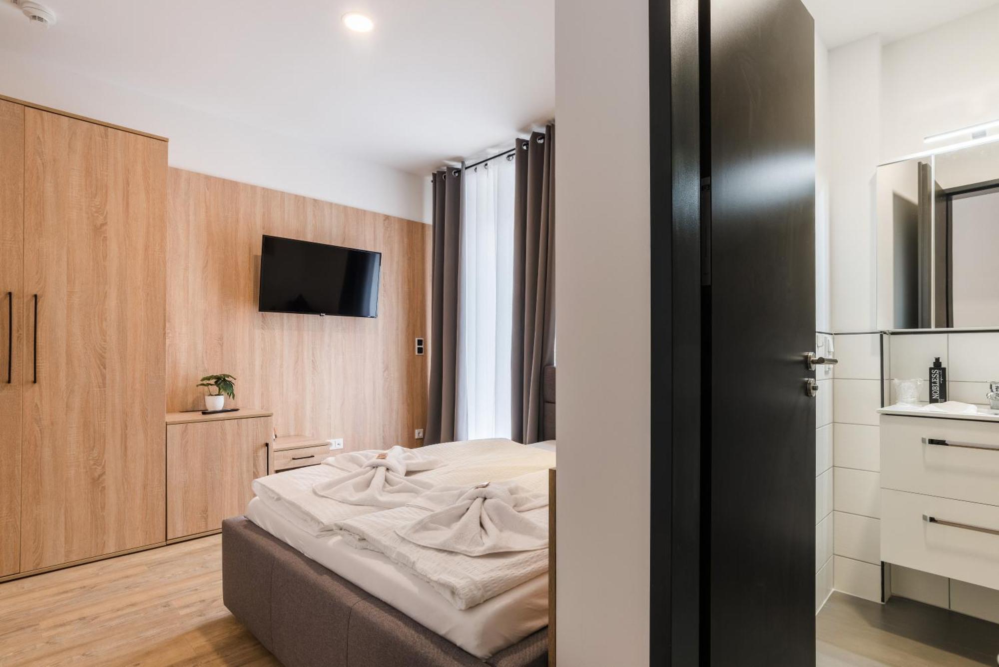 Hotel Montenegro فورمز المظهر الخارجي الصورة