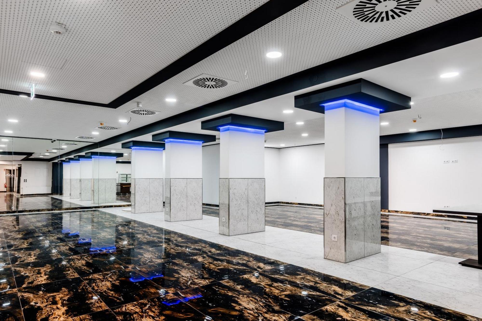 Hotel Montenegro فورمز المظهر الخارجي الصورة